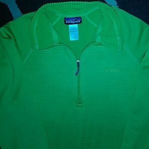 Patagonia ladies small pullover